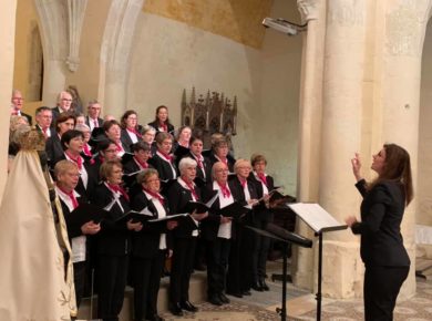La commune de Remies a pro La Chorale Maurice Ravel Ribemont en l'église de Remies