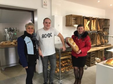 inauguration de la Boulangerie-Pâtisserie artisanale-épicerie et produits locaux « Aux délices du Canal ».🍞