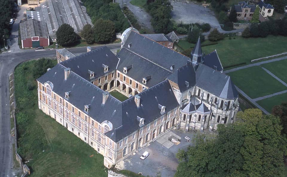  Sites incontournables en Thiérache, l'abbaye de Saint-Michel !