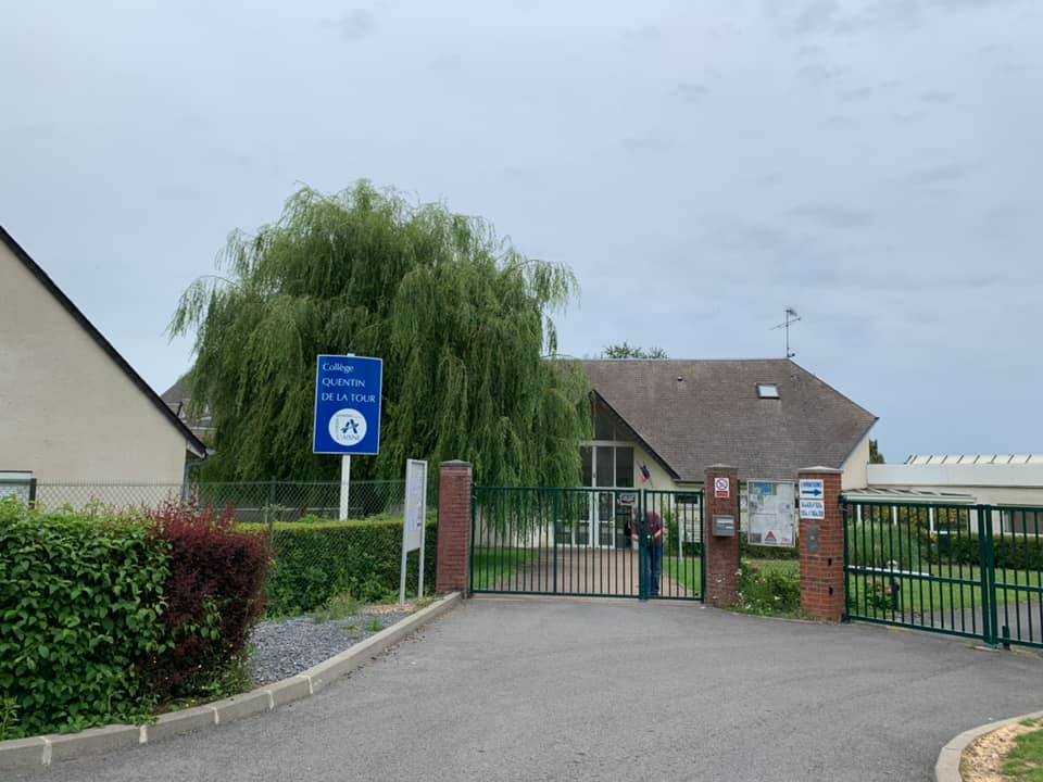 Collège Quentin de la Tour à Sains-Richaumont